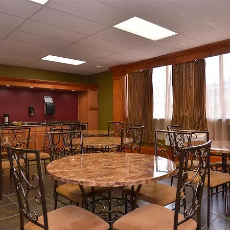 Americas Best Value Inn & Suites Kansas City 